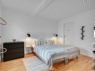 Apartment Monia - 20m from the sea by Interhome - 5