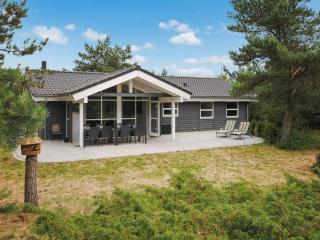 Holiday Home Tamika - 950m from the sea by Interhome - 1