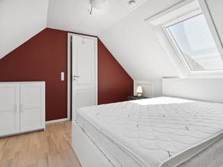 Apartment Angelie - 350m from the sea by Interhome - 3
