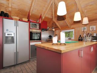 Holiday Home Fredsine - 900m from the sea by Interhome - 3