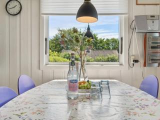 Holiday Home Eliene - 400m from the sea by Interhome - 1