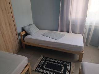 knezevic resorts 3 - 7
