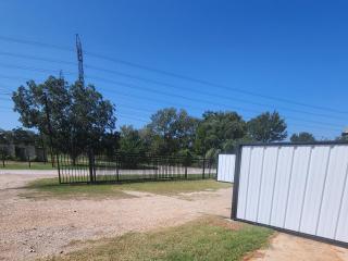 Escape in Bastrop - 9