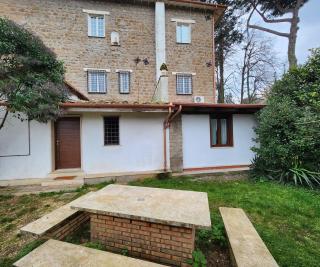 Ground Floor Apartment 1800 - 6
