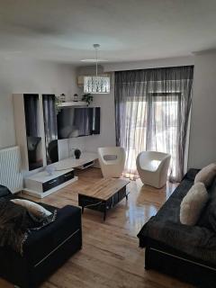 KilkisLuxuryApartment - 9