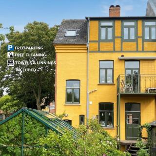 HCA House - 1