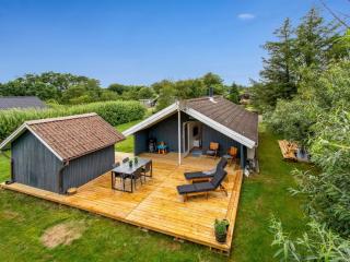 Holiday Home Frender - 800m to the inlet by Interhome - 0