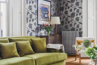 London- Large Period Town House with river front - 7