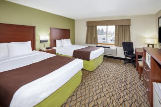 AmericInn by Wyndham Sheboygan - Sheboygan - 5