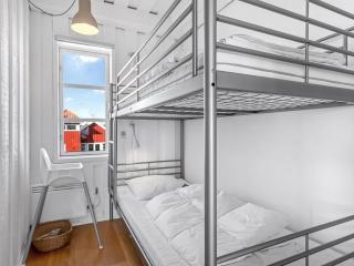 Holiday Home Adils - 5m from the sea by Interhome - 3