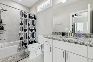 Friends in Skyline Places Luxurious Brand New Build, Great for Groups, 10 min to Downtown Nash - 5