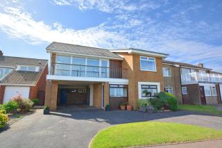 15 Clifton Park - 6