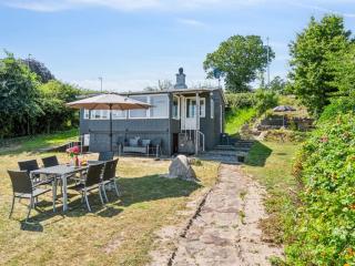 Holiday Home Silke - 10m from the sea by Interhome - 5