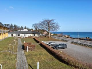Apartment Liselotta - 100m from the sea by Interhome - 2