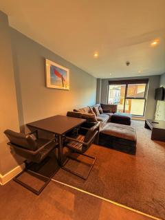 Quayside Apartment with Parking Sleeps 2 - 1