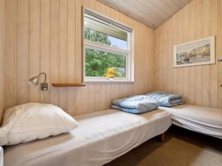 Holiday Home Emmie - 1-2km from the sea by Interhome - 1