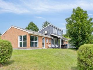 Holiday Home Svenn - 300m from the sea by Interhome - 6