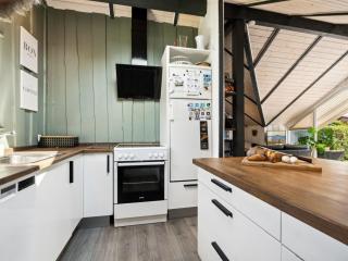 Holiday Home Erke - 800m from the sea by Interhome - 1