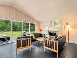 Holiday Home Trena - 1-2km to the fjord by Interhome - 9