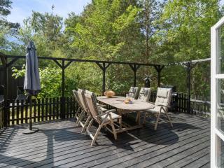 Holiday Home Eirik - 700m from the sea by Interhome - 2