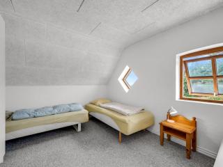 Holiday Home Darleen - 850m to the inlet by Interhome - 3