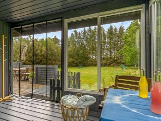 Holiday Home Feenja - 800m from the sea by Interhome - 2