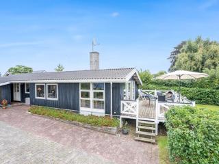 Holiday Home Hansiane - 80m from the sea by Interhome - 5