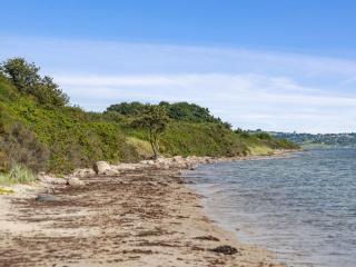 Holiday Home Bryngeir - 25m from the sea by Interhome - 6