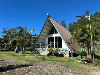 Cabin facing the Caldera River - 0