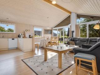 Holiday Home Thala - 35m from the sea by Interhome - 1