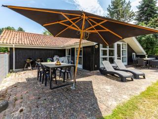 Holiday Home Ayna - 50m from the sea by Interhome - 1