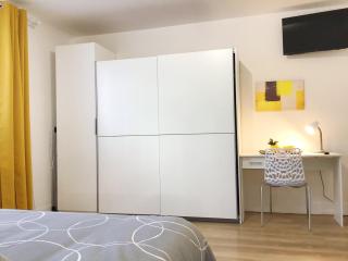 Appartements Sun, centre ville, parking, proche Sanctuaire - 9