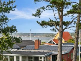 Holiday Home Elmeri - 200m from the sea by Interhome - 5