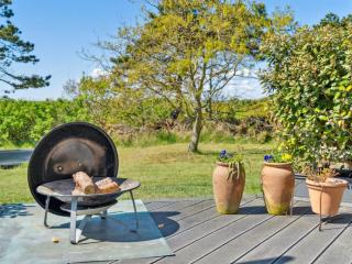 Holiday Home Hening - 50m from the sea by Interhome - 5