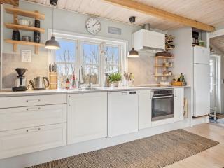 Holiday Home Aksinja - 700m from the sea by Interhome - 1