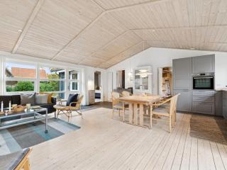 Holiday Home Skyler - 250m from the sea by Interhome - 3