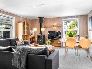 Holiday Home Enken - 450m from the sea by Interhome - 9