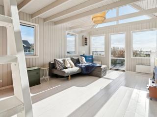 Holiday Home Vanna - 500m from the sea by Interhome - 6