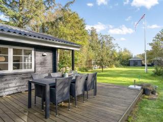 Holiday Home Evi - 500m from the sea by Interhome - 1