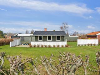 Holiday Home Bjarni - 175m from the sea by Interhome - 6