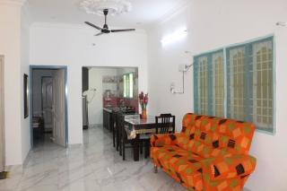 THEE Home Stay Cozy Comforts - 1