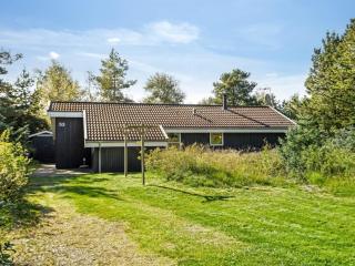 Holiday Home Matthea - 900m from the sea by Interhome - 0