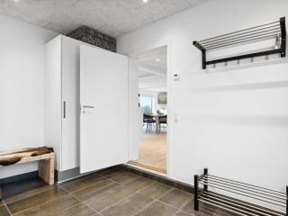 Holiday Home Imilie - 450m from the sea by Interhome - 4