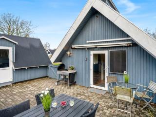 Holiday Home Ely - 980m to the inlet by Interhome - 6