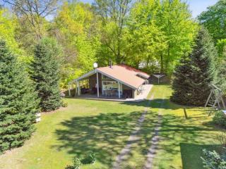 Holiday Home Teodosij - 500m from the sea by Interhome - 7