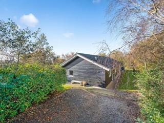 Holiday Home Efka - 600m to the inlet by Interhome - 7