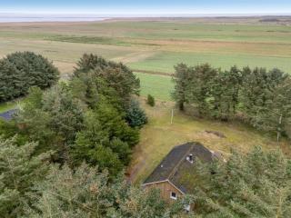 Holiday Home Brawith - 700m to the inlet by Interhome - 8