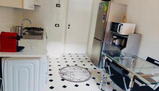 Cozy 2 bedroom flat 5 minutes walk from station - 0