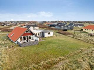 Holiday Home Amina - 50m from the sea by Interhome - 8