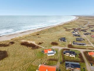 Holiday Home Amina - 50m from the sea by Interhome - 6